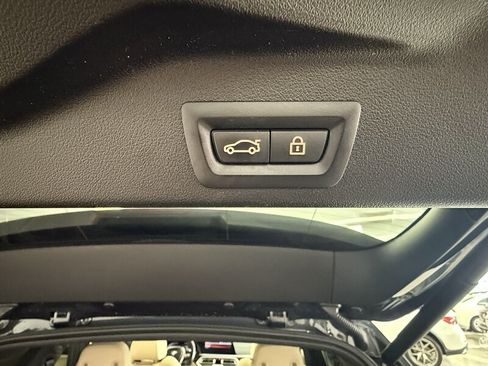 Used 2021 BMW X5 sDrive40i w/ Premium Package RWD image 22