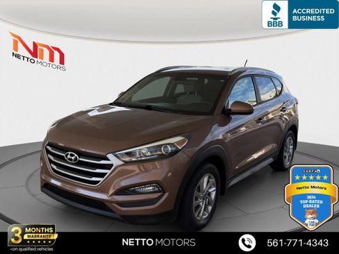 Used 2017 Hyundai Tucson SE image 1