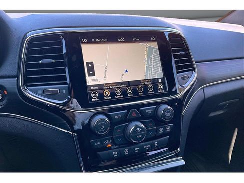 Used 2021 Jeep Grand Cherokee Limited w/ Sun & Sound Group AWD/4WD image 9