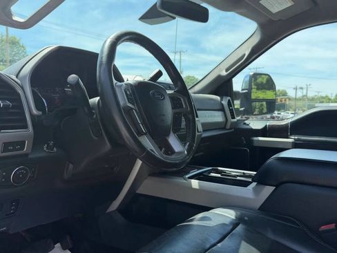 Used 2019 Ford F350 Lariat w/ Lariat Ultimate Package AWD/4WD image 13