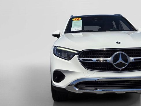 Certified 2026 Mercedes-Benz GLC 300 image 10
