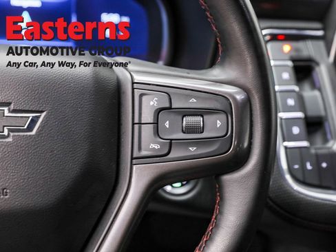 Used 2024 Chevrolet Suburban RST RWD image 16