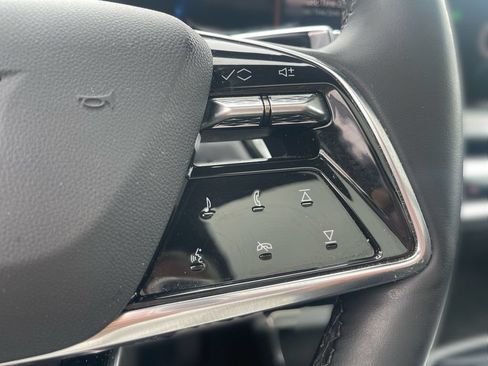 Used 2024 Cadillac Lyriq Sport w/ LPO, Floor Liner Package AWD/4WD image 9