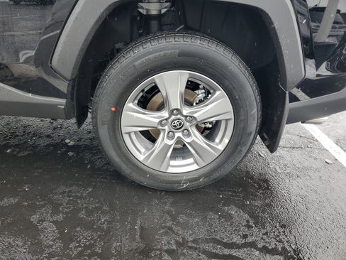 New 2025 Toyota RAV4 XLE image 11