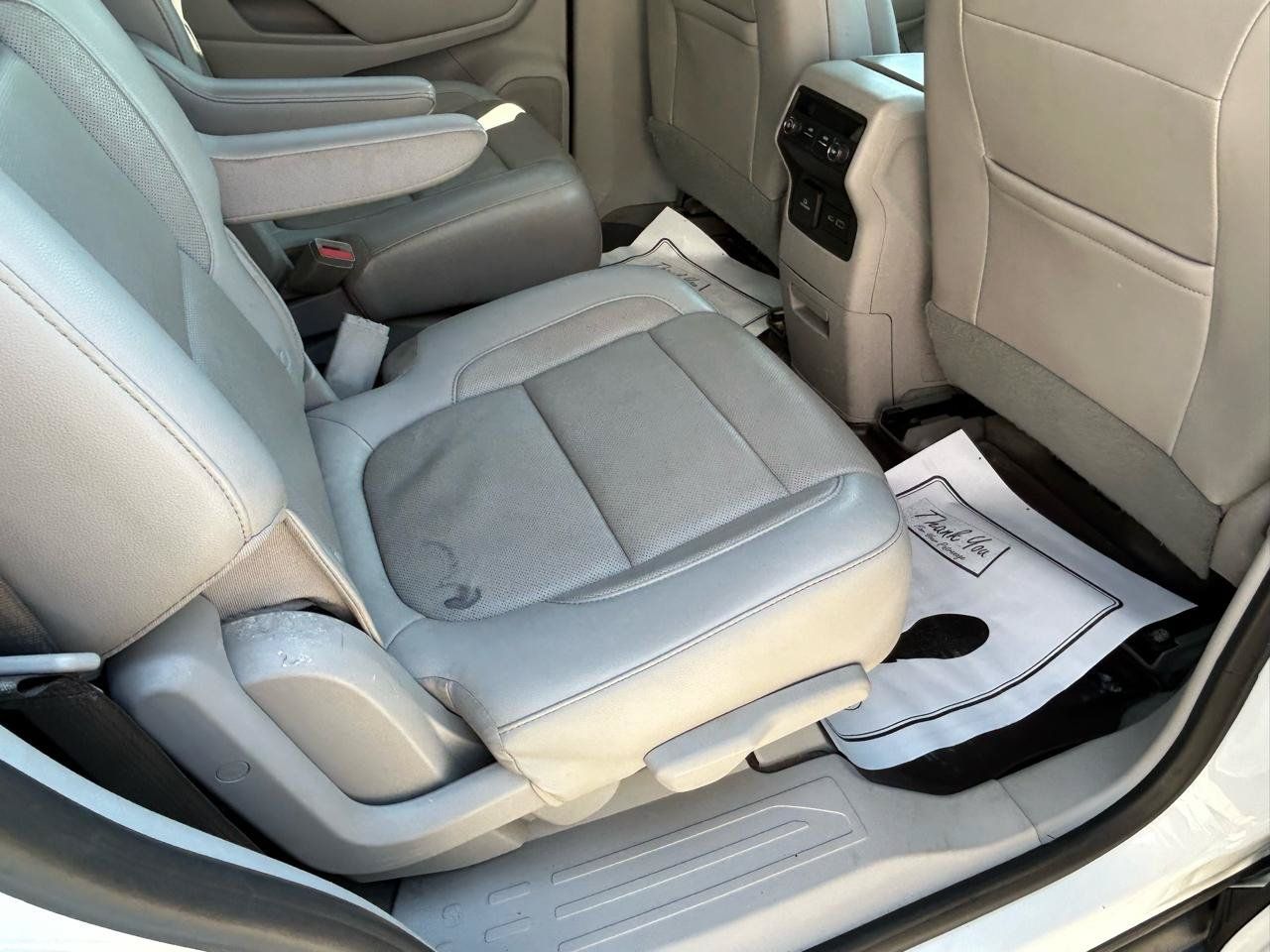 Used 2020 GMC Acadia SLT FWD image 11