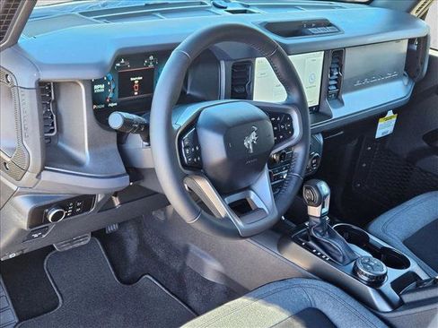 New 2025 Ford Bronco Big Bend image 3