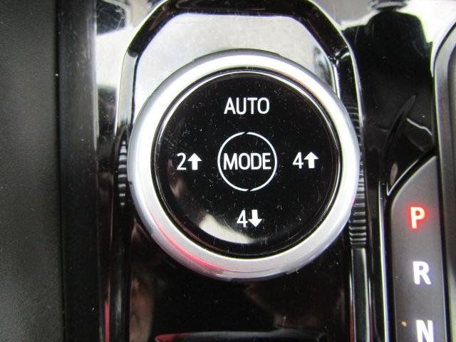 Used 2025 GMC Canyon AT4 AWD/4WD image 21