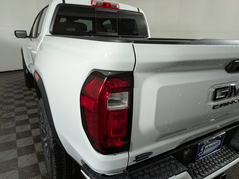 New 2026 GMC Canyon AT4 w/ Technology Plus Package AWD/4WD image 10