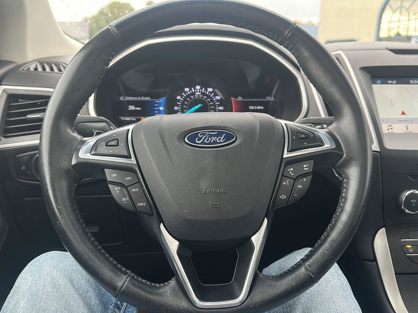 Used 2017 Ford Edge SEL w/ Equipment Group 201A AWD/4WD image 17