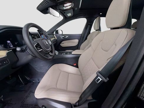 New 2026 Volvo XC60 T8 Plus w/ Protection Package Premier AWD/4WD image 21
