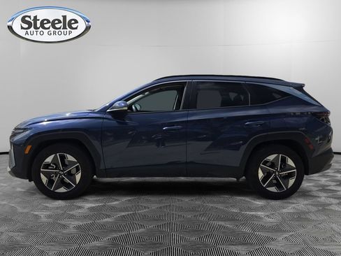 Certified 2025 Hyundai Tucson SEL image 2