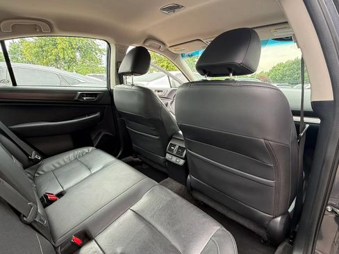 Used 2015 Subaru Legacy 2.5i Limited AWD/4WD image 12
