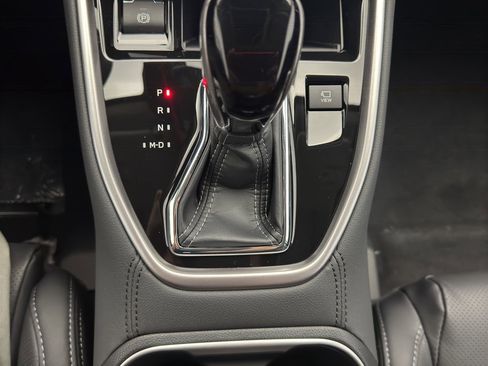 Used 2025 Subaru Outback Touring w/ Popular Package #2 image 21