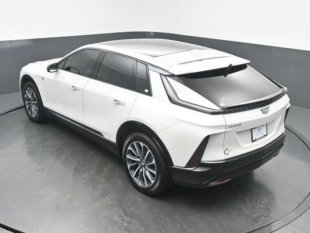 Certified 2024 Cadillac Lyriq Sport w/ LPO, Floor Liner Package AWD/4WD image 39