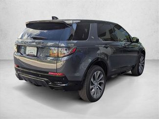 New 2025 Land Rover Discovery Sport Dynamic SE video 2