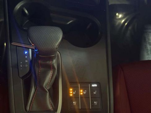 Used 2023 Lexus UX 250h F Sport image 23