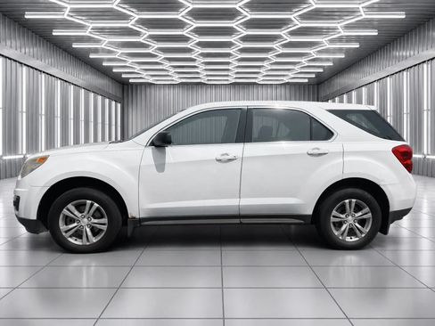 Used 2011 Chevrolet Equinox LS w/ LPO, Protection Package FWD image 2