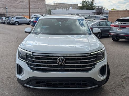 New 2026 Volkswagen Atlas SE image 3