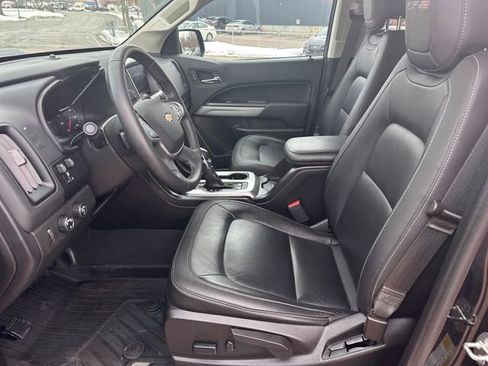 Used 2022 Chevrolet Colorado ZR2 image 9