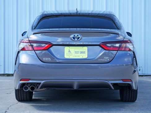 Used 2022 Toyota Camry SE image 10