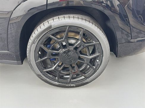 New 2026 BMW XM Label Red w/ M Driver's Package image 34