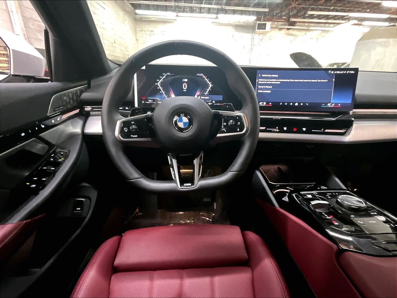 Used 2026 BMW 530i w/ M Sport Package RWD image 8