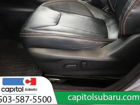 Used 2019 Subaru Crosstrek 2.0i Limited w/ Moonroof Package w/Navigation AWD/4WD image 15