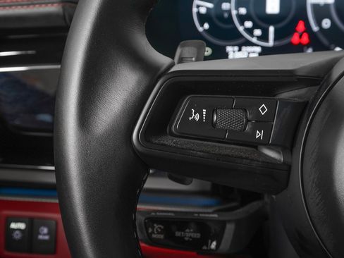 Used 2026 Porsche Panamera image 20