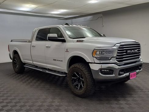 Used 2022 RAM 3500 Limited AWD/4WD image 7