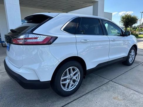 Used 2021 Ford Edge SEL FWD image 7