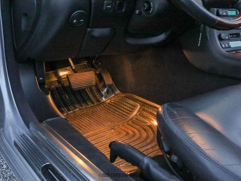 Used 2001 Jaguar XK8 Convertible image 39