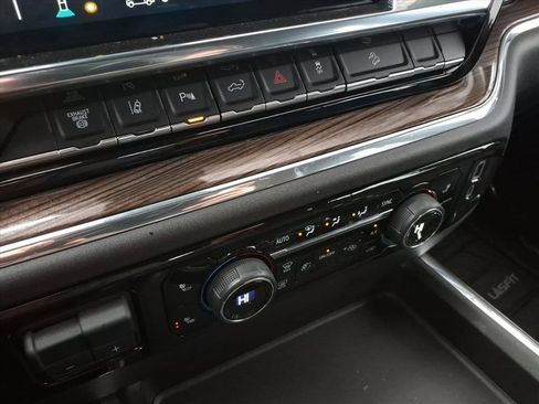 Certified 2024 Chevrolet Silverado 2500 LT w/ Z71 Sport Edition image 11