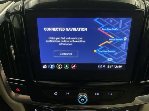 Used 2023 Chevrolet Traverse Premier image 8