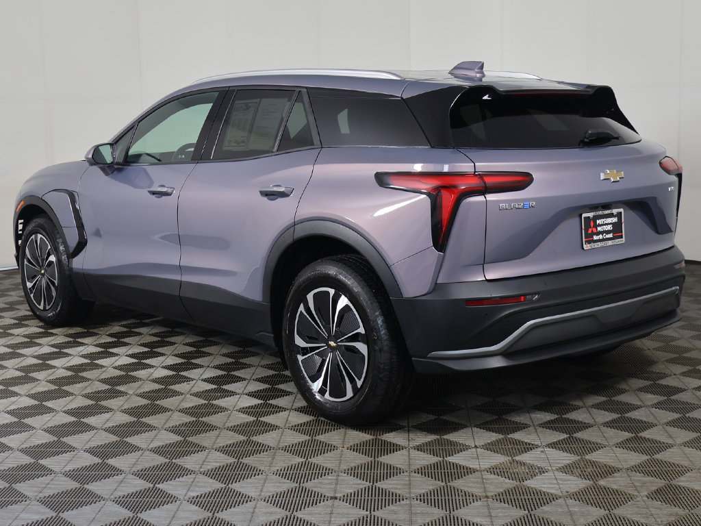 Used 2024 Chevrolet Blazer EV LT AWD/4WD image 58