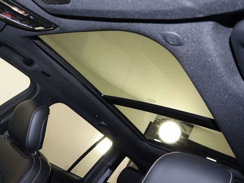 New 2025 Jeep Grand Cherokee Limited image 25