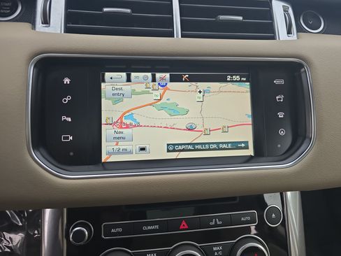 Used 2016 Land Rover Range Rover Sport HSE image 24