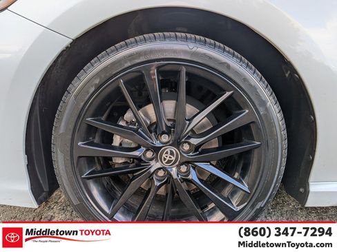 Certified 2022 Toyota Camry XSE image 9