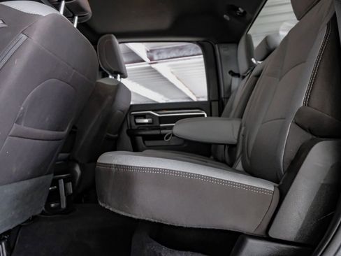 Used 2024 RAM 3500 Big Horn image 39