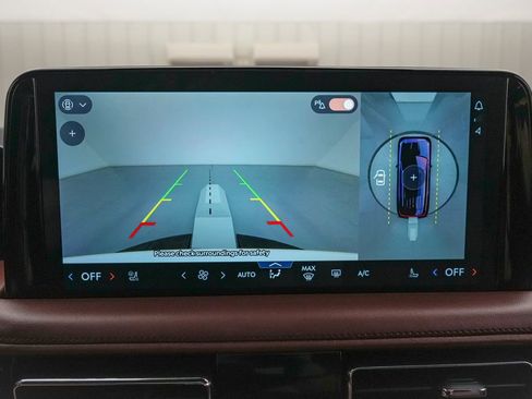 Used 2025 Lincoln Aviator Reserve w/ Equipment Group 201A AWD/4WD image 16