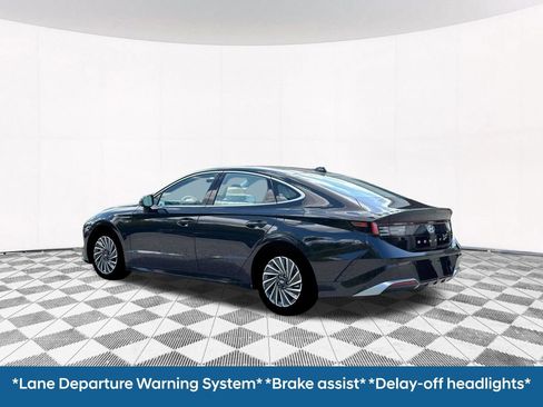 New 2026 Hyundai Sonata SEL FWD image 7