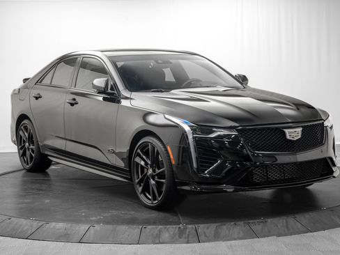 Used 2025 Cadillac CT4 V w/ LPO, Bronce Accent Package AWD/4WD image 9