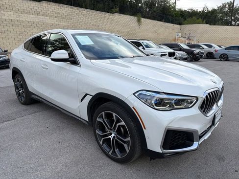 Used 2021 BMW X6 xDrive40i w/ Executive Package 2 AWD/4WD image 4