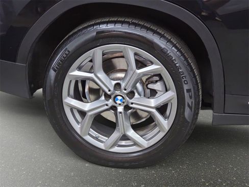 Used 2024 BMW X4 xDrive30i w/ Parking Assistance Package image 35