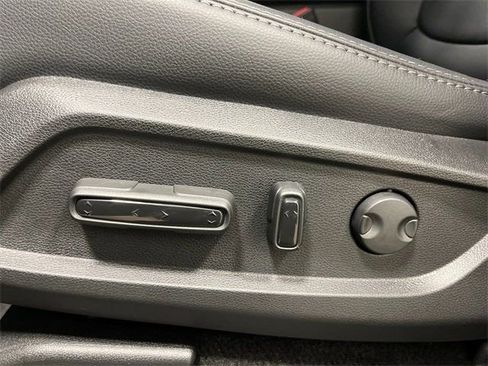 New 2026 Honda Pilot Touring image 3