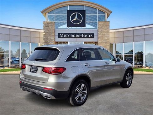 Certified 2021 Mercedes-Benz GLC 300 4MATIC image 4