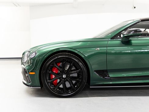 Used 2023 Bentley Continental GT Speed image 9