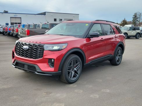 New 2026 Ford Explorer ST-Line w/ ST-Line Street Pack image 2