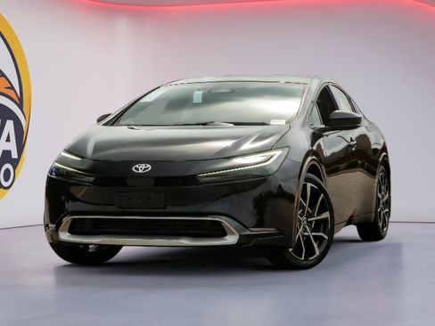 New 2026 Toyota Prius Plug-In Hybrid FWD image 1