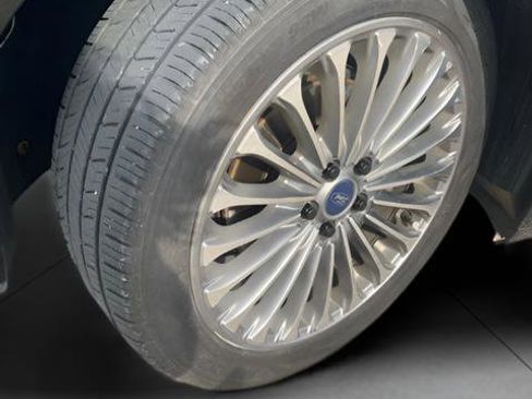 Used 2014 Ford Fusion Titanium FWD image 29