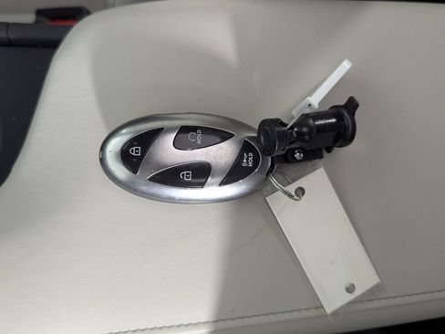 Certified 2024 Hyundai Sonata SEL w/ Convenience Package FWD image 28